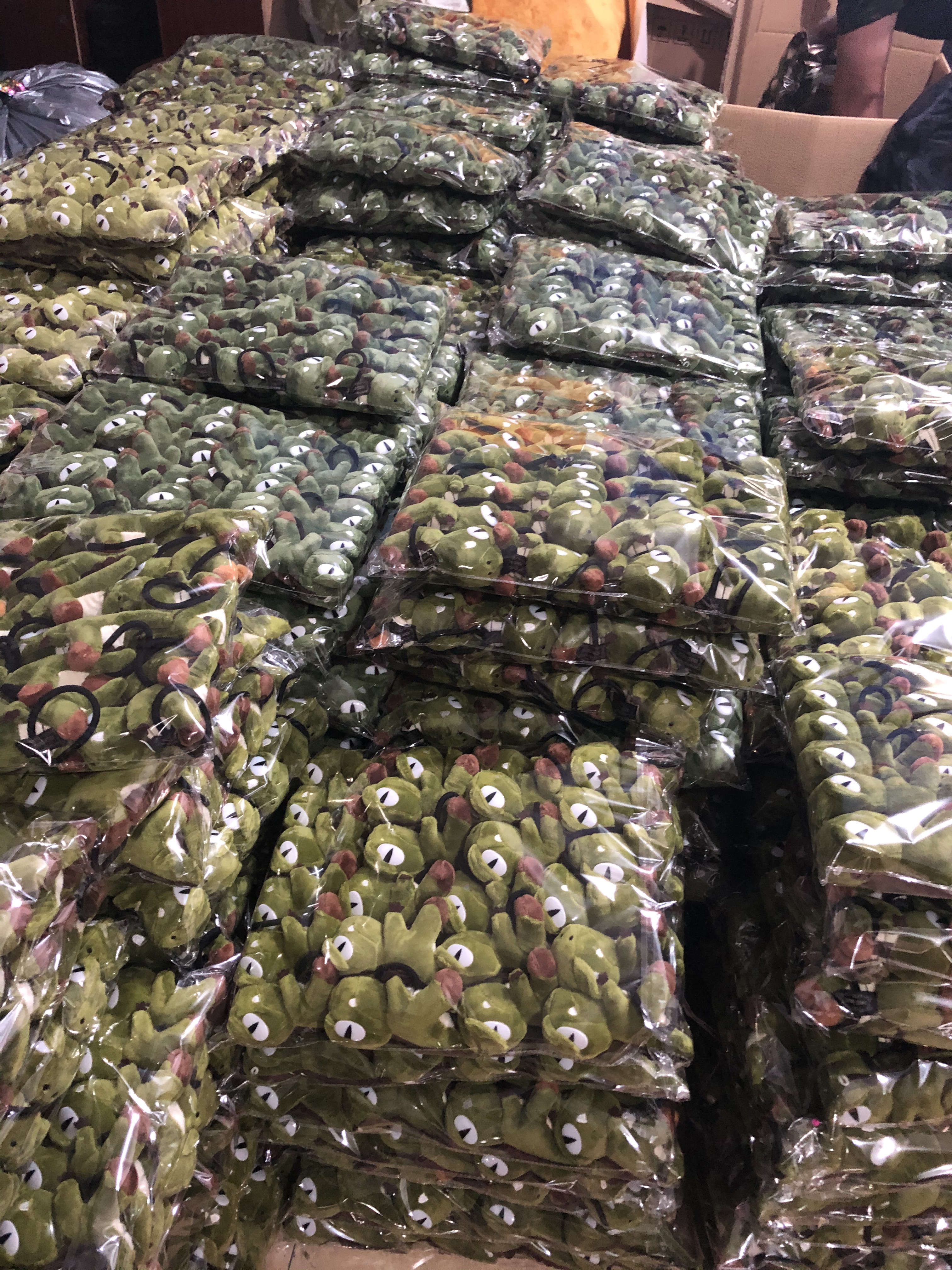 恐龙头扣 恐龙卡通毛绒头扣发箍头箍头饰饰品配饰恐龙挂件皮圈头扣玩具头扣儿童白底实物图