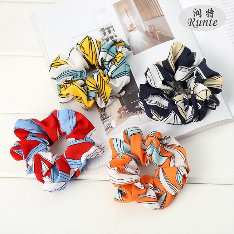 Artistic and fresh printed fabric hair band headwear, new Korean style fashionable hair band, ladies' updo, ponytail hair accessory detail image 1