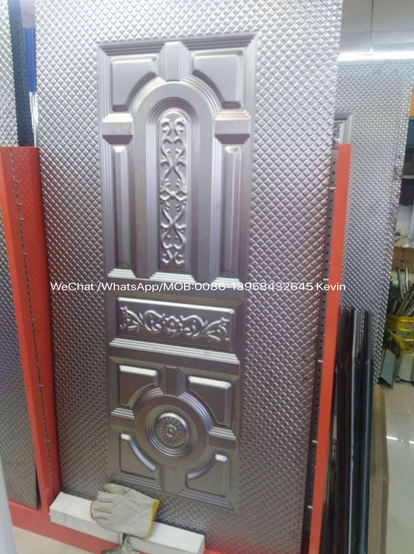 Produce all kinds of door panels and facades details Picture