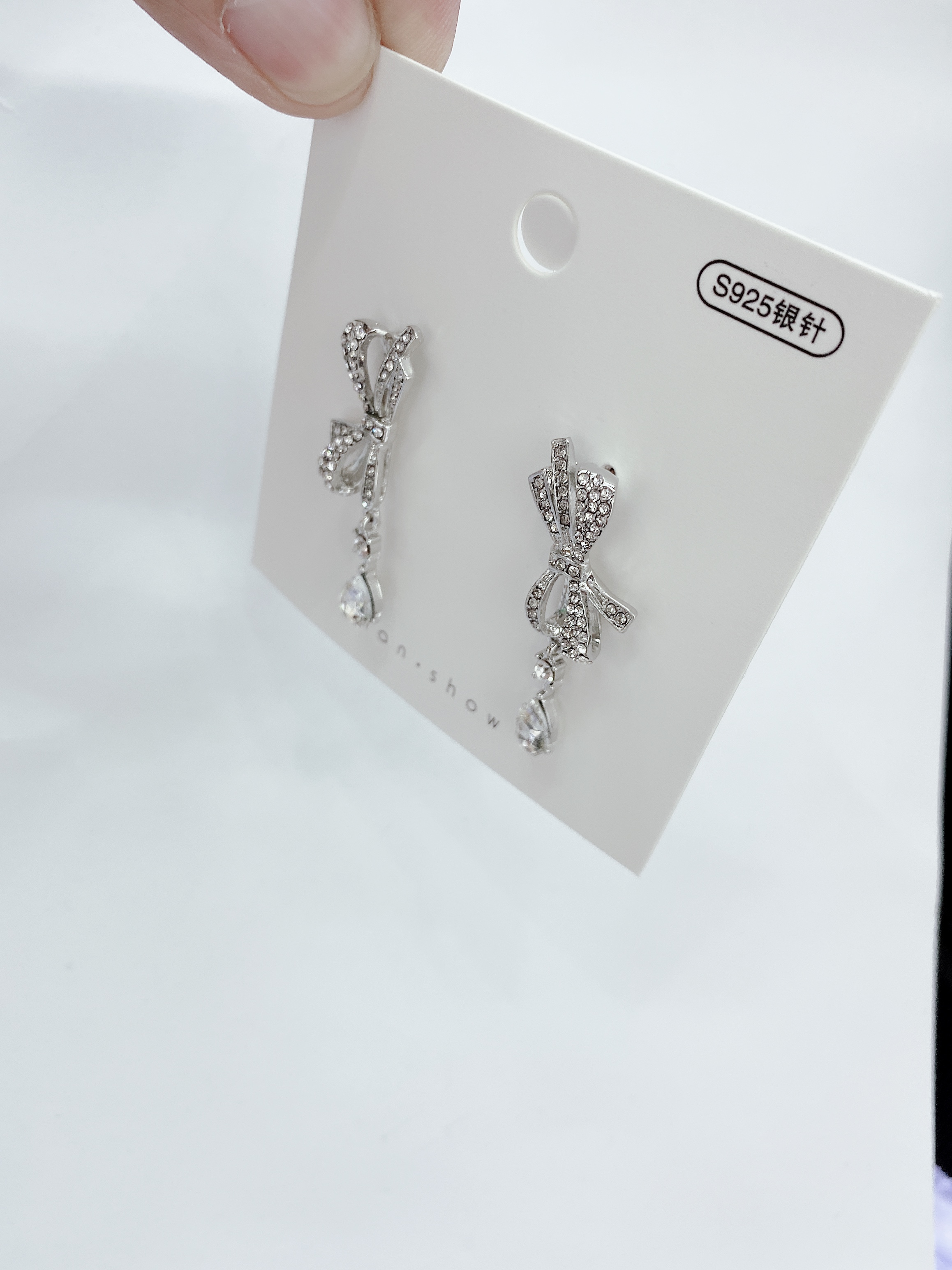 Silver Needle Bow Earrings details Picture