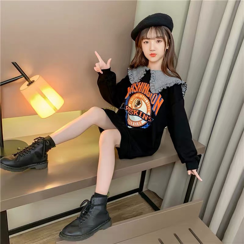 A new autumn long-sleeved top with printed patterns for girls details Picture