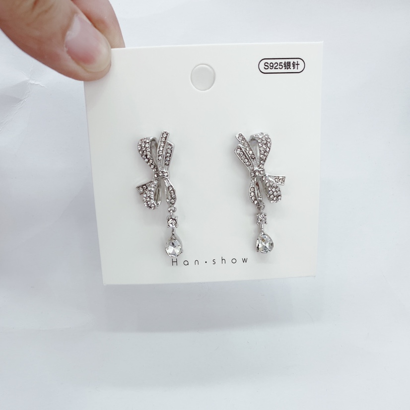 Silver Needle Bow Earrings