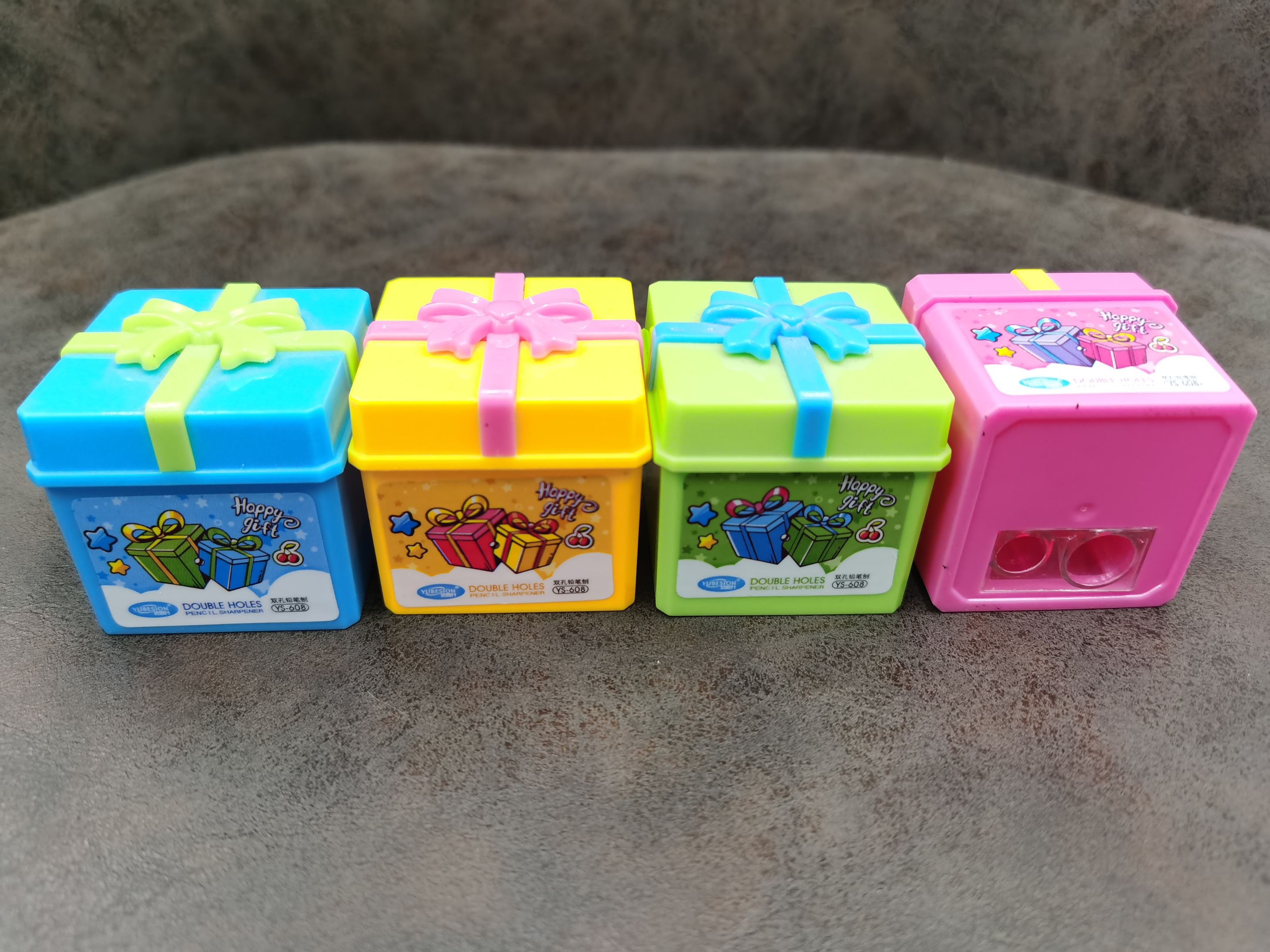 Gift box pencil sharpener, large and small double-hole sharpener, creative pen tool, student office stationery, manual pencil sharpener detail image 6