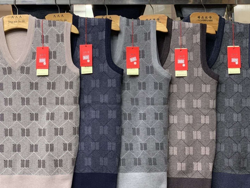 Fashionable Wool sweater 4