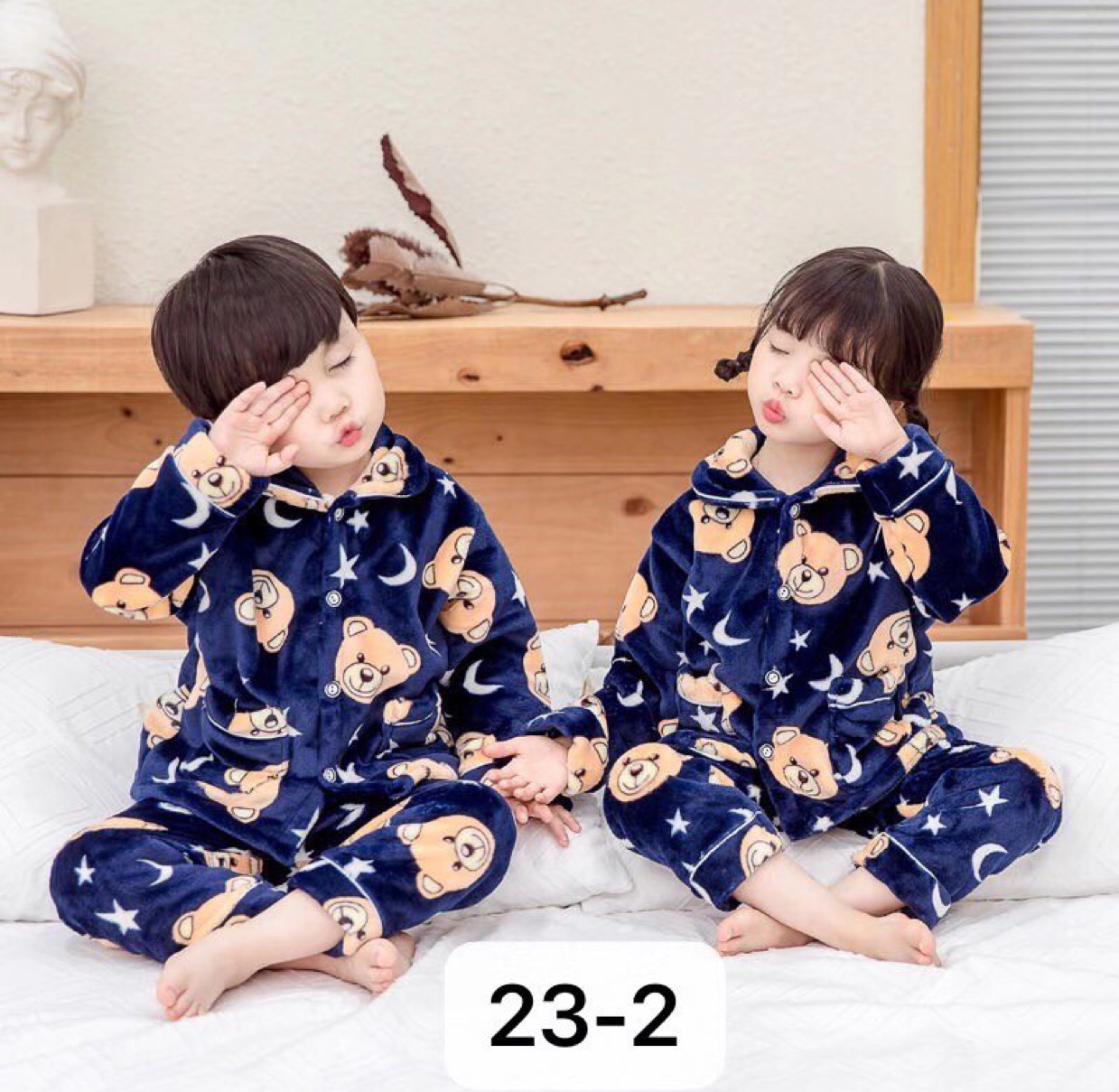 Children's clothing trade stalls wholesale plush home clothing pajamas thumbnail