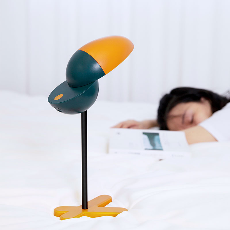 厂家直销 原创北欧简约卧室床头书房儿童学习 啄木鸟无极调光台灯详情图2