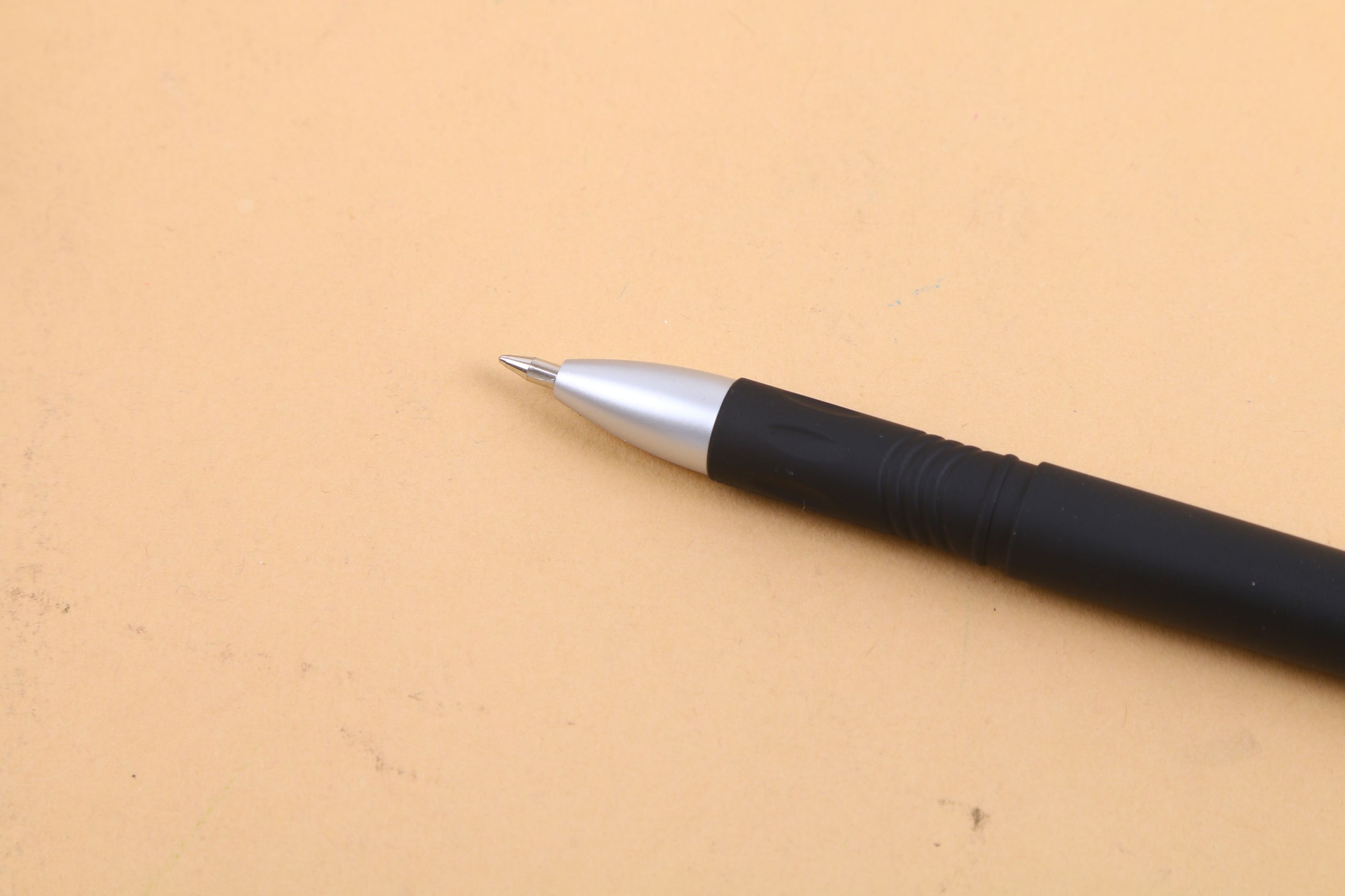 ويصدر قلم بيع مبيعات مباشرة من المكتب، قلم حلاقة أسود محايد detail image 6