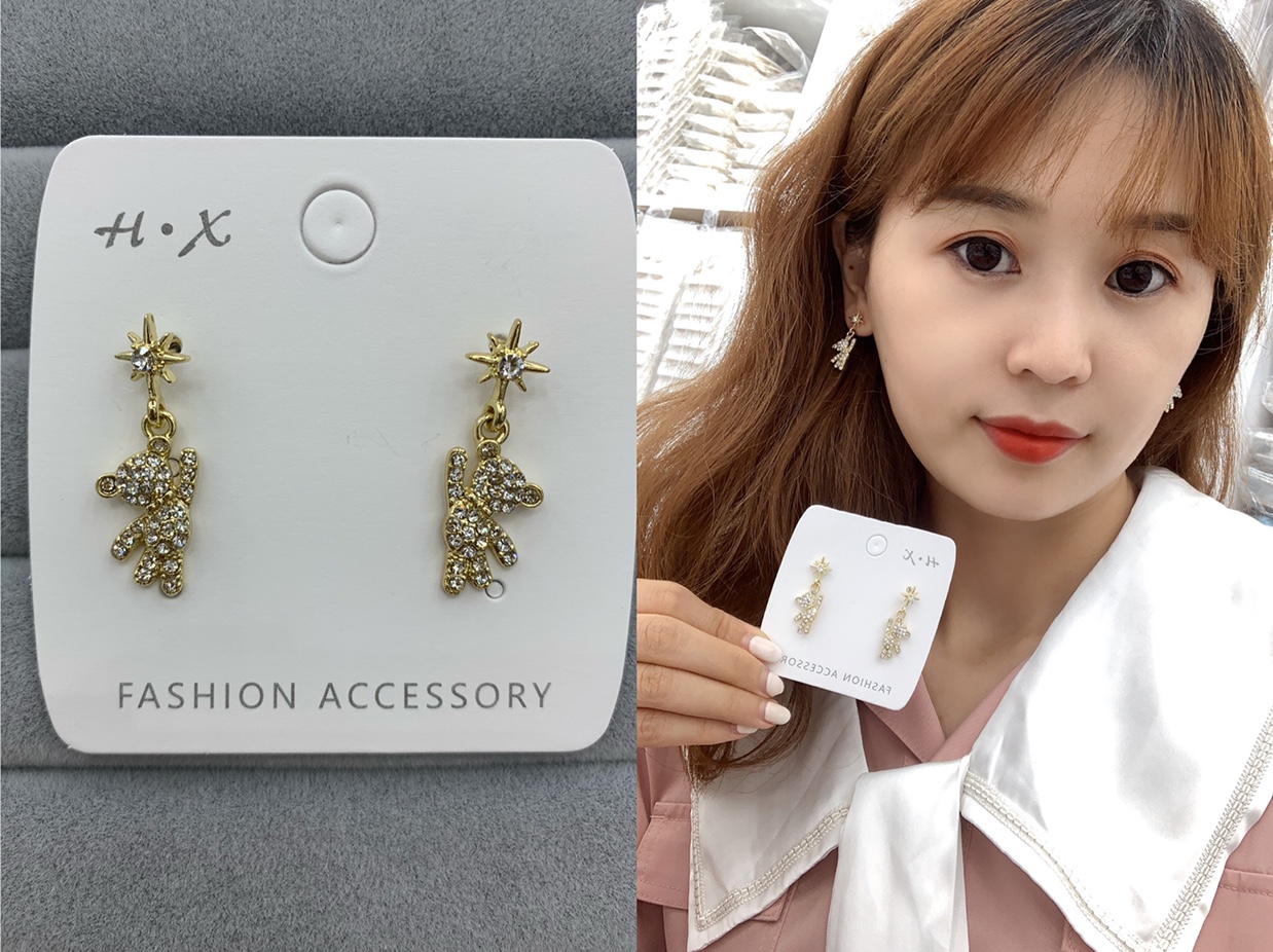 S925 silver needle cute Bear earrings thumbnail