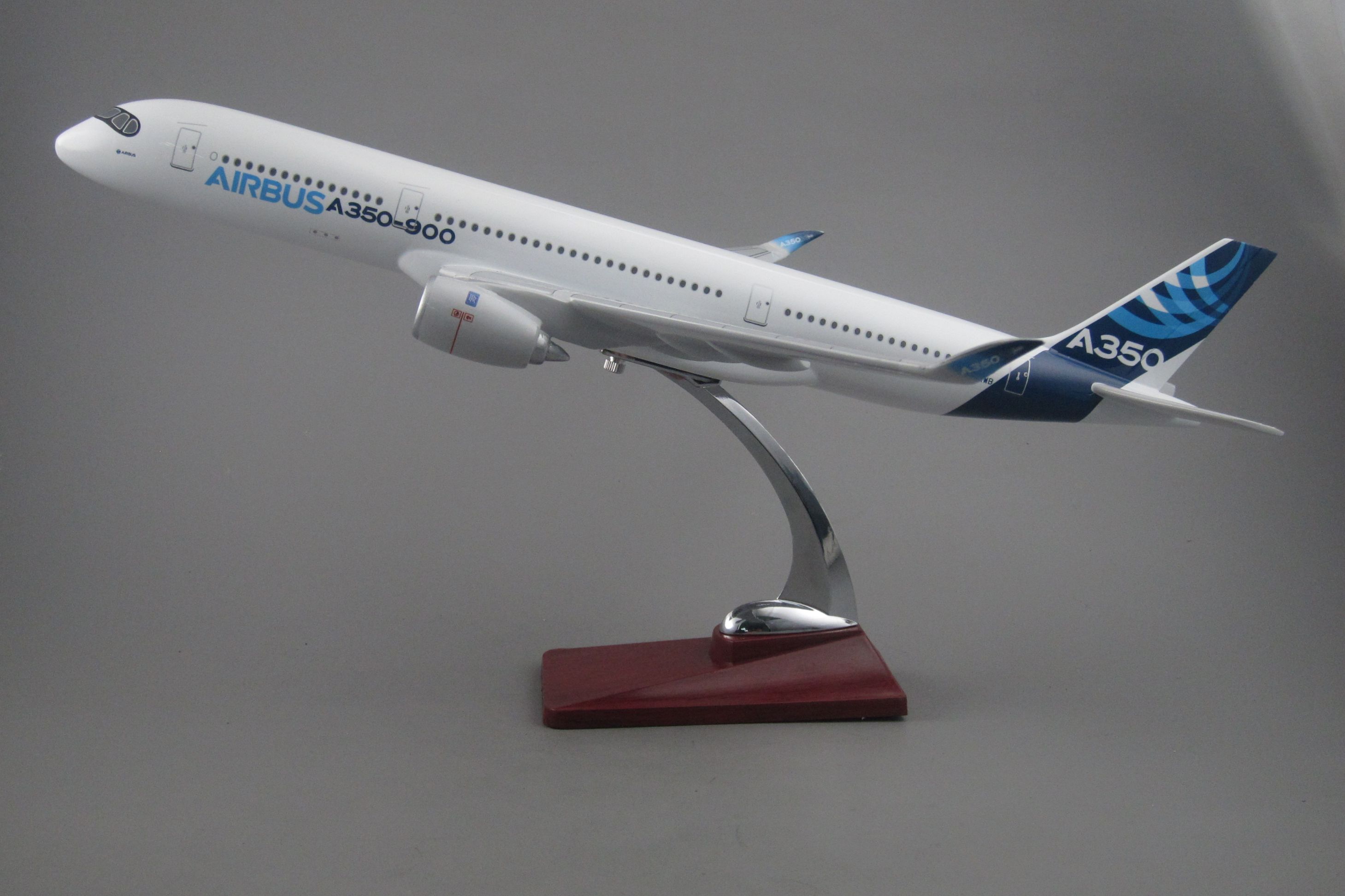 Model aircraft (47CM Airbus A350 prototype) synthetic resin model aircraft