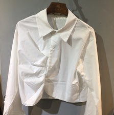 2020秋季新款韩版设计感小众褶皱翻领系扣短款衬衫女百搭长袖上衣