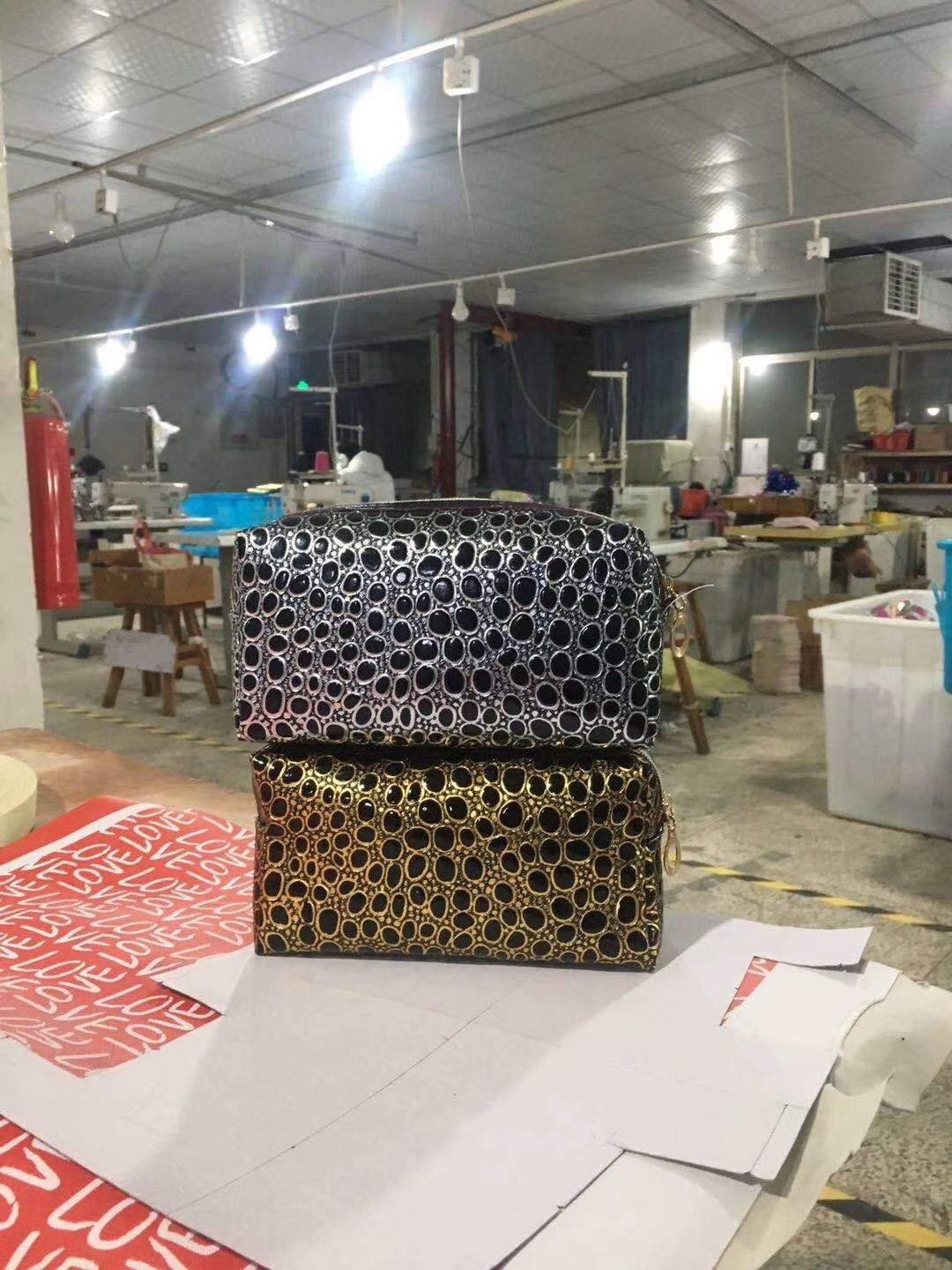 八角化妆包洗漱包收纳包手机零钱包产品图