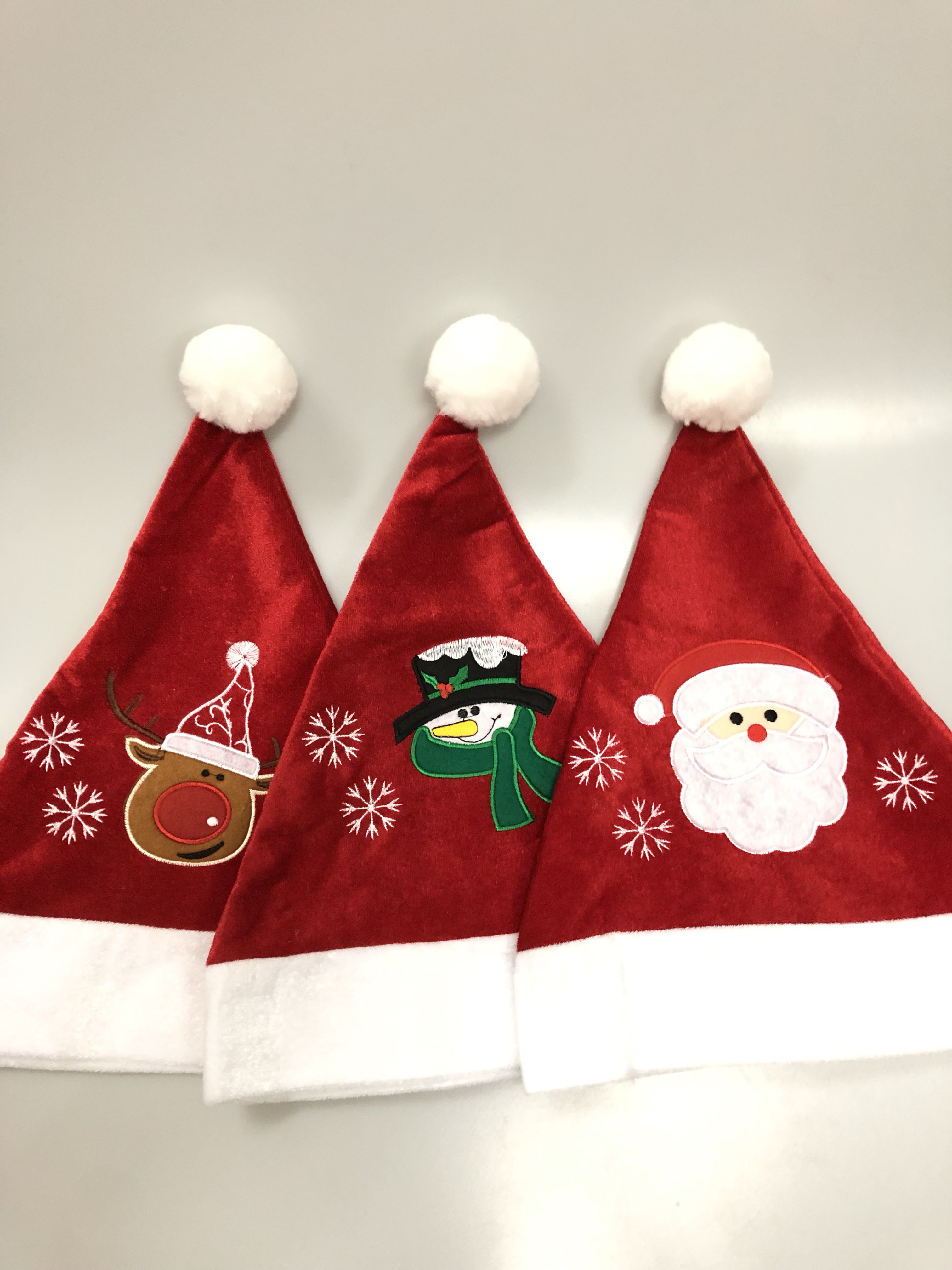 Embroidered woolen Christmas hat Item Picture