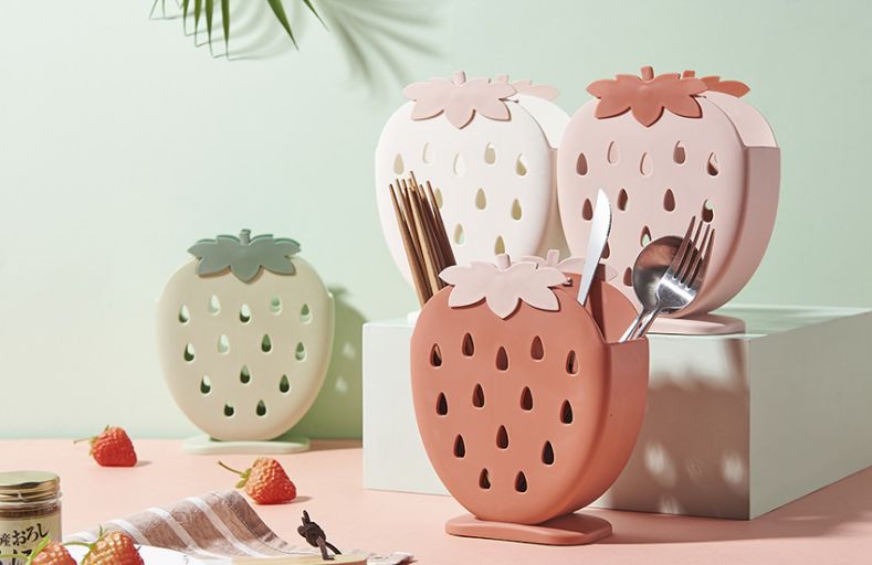 84E6287 strawberry chopsticks basket thumbnail
