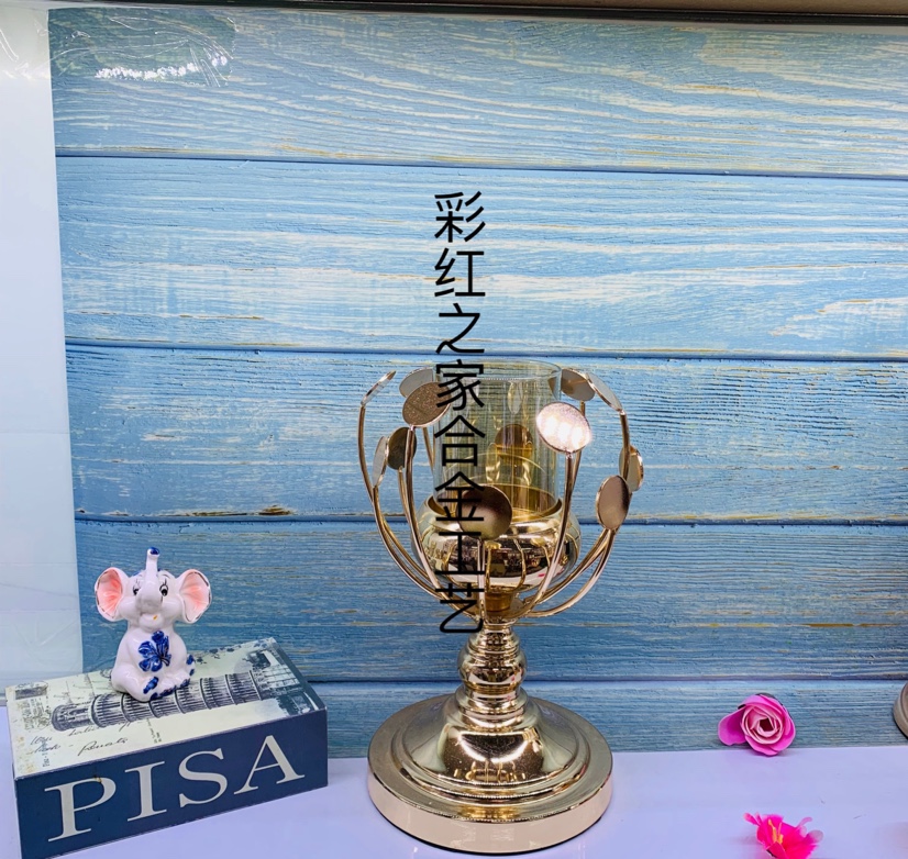 欧式蜡烛台金属烛台摆件轻奢风美式家用餐桌烛光晚餐道具浪漫