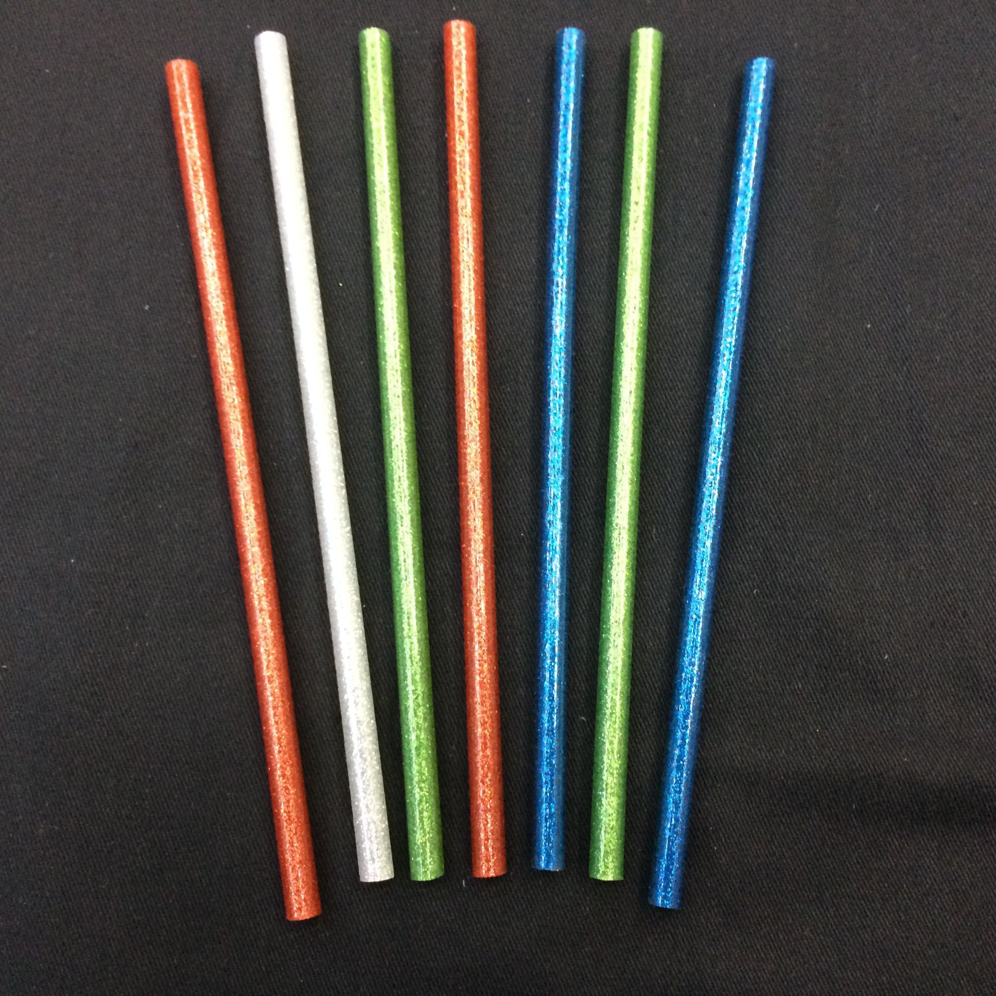 Insert 8 pieces of color powder glue sticks, 7*180mm