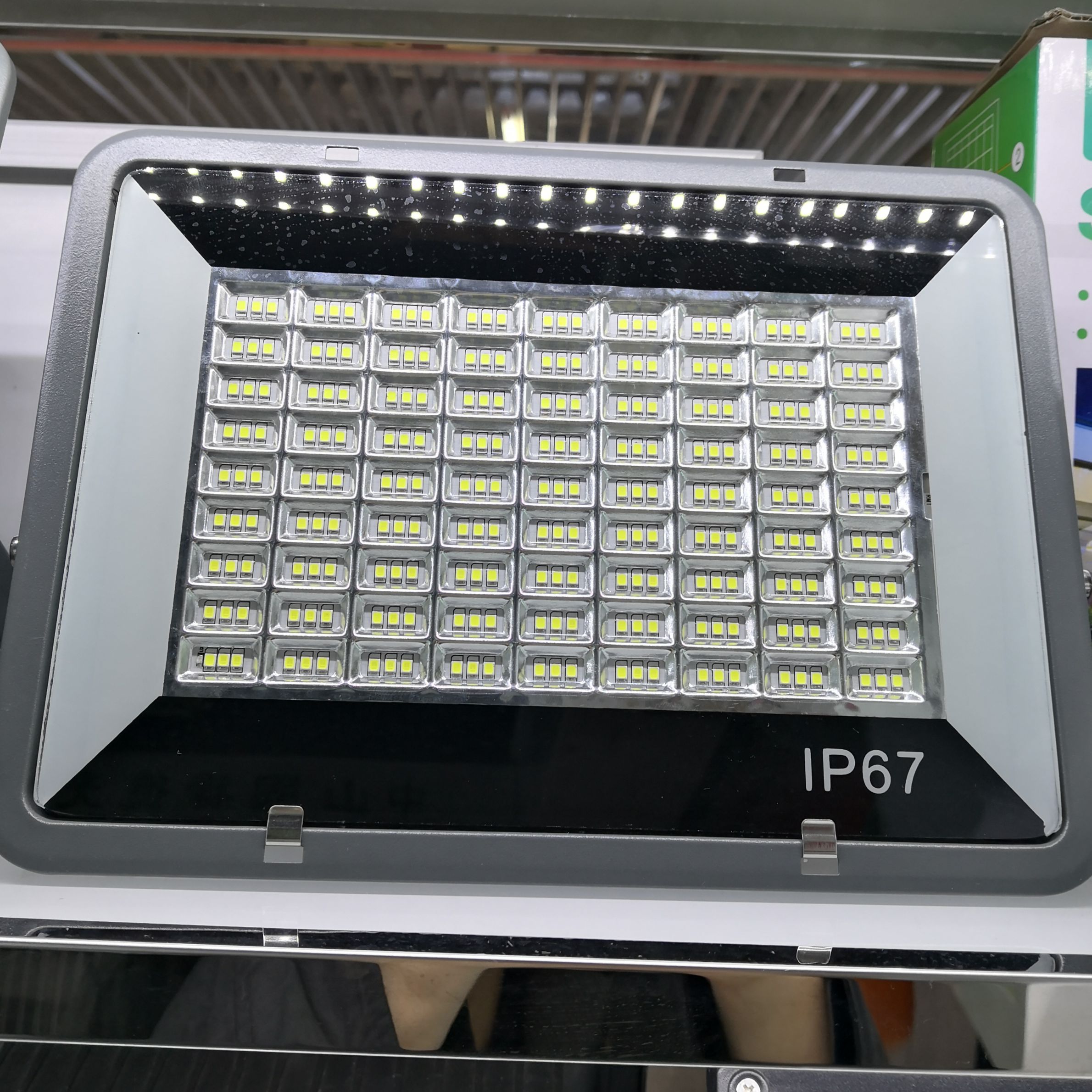 Solar floodlight 8001-120