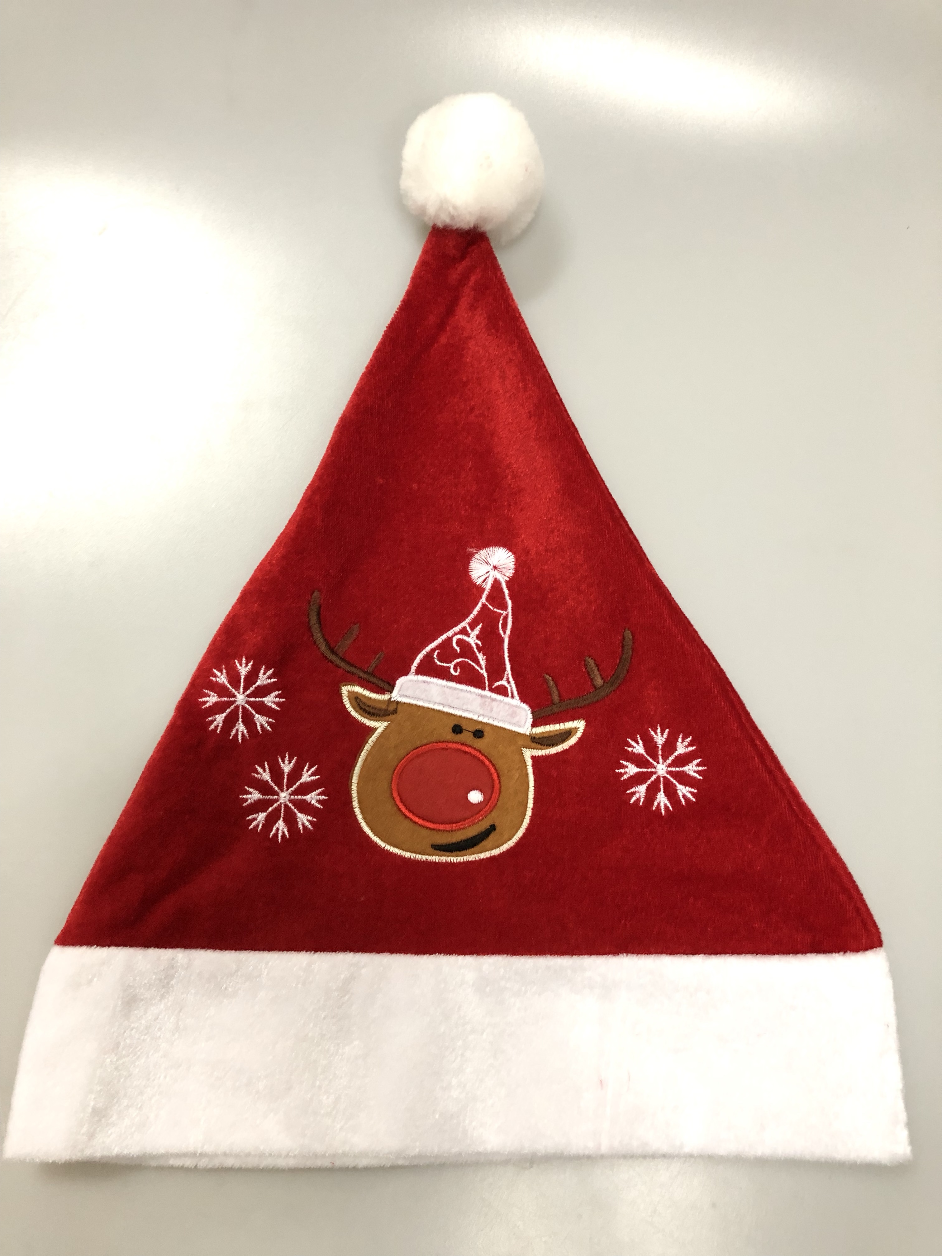 Embroidered woolen Christmas hat Specification image