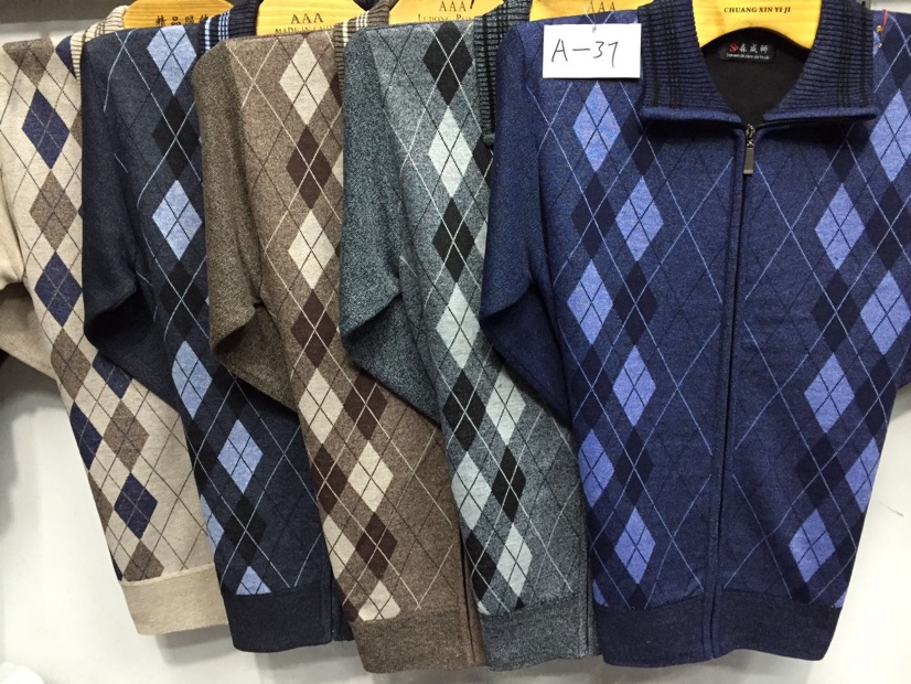 Fashionable Wool sweater 28