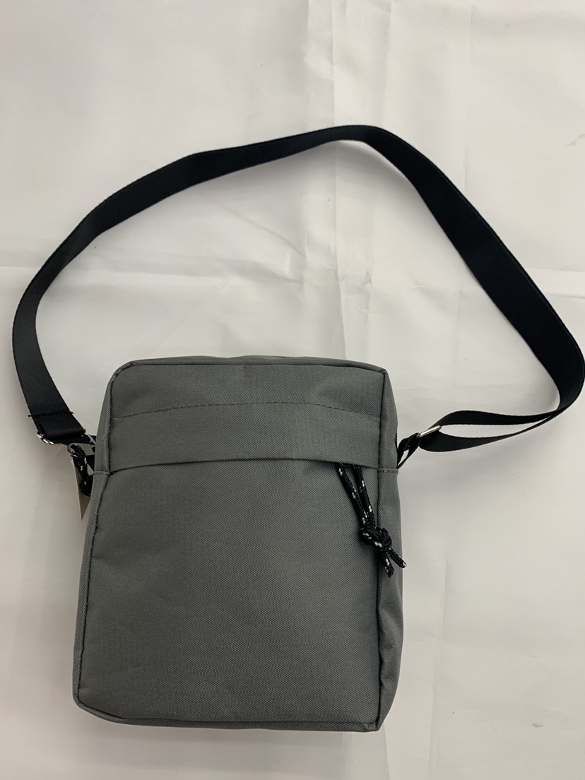 男女通用斜挎包牛津布证件包手机零钱收纳包细节图