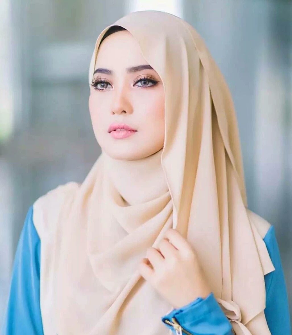 Pearl Chiffon Silk Scarf Small Square Scarf Lady Silk Scarf Spring Summer New Winter Fashion Trend Comfortable Explosion Korean Version Simple Retro Small Fresh And Generous Ladies Scarf Specification drawing