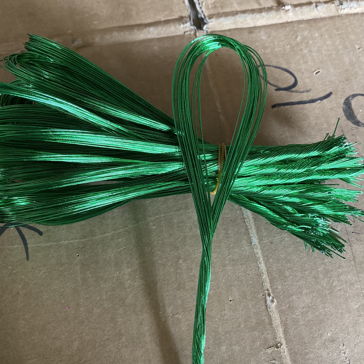 幼儿园早教手工专用铁丝，纽扣花铁丝.24号绿色40厘米长细节图