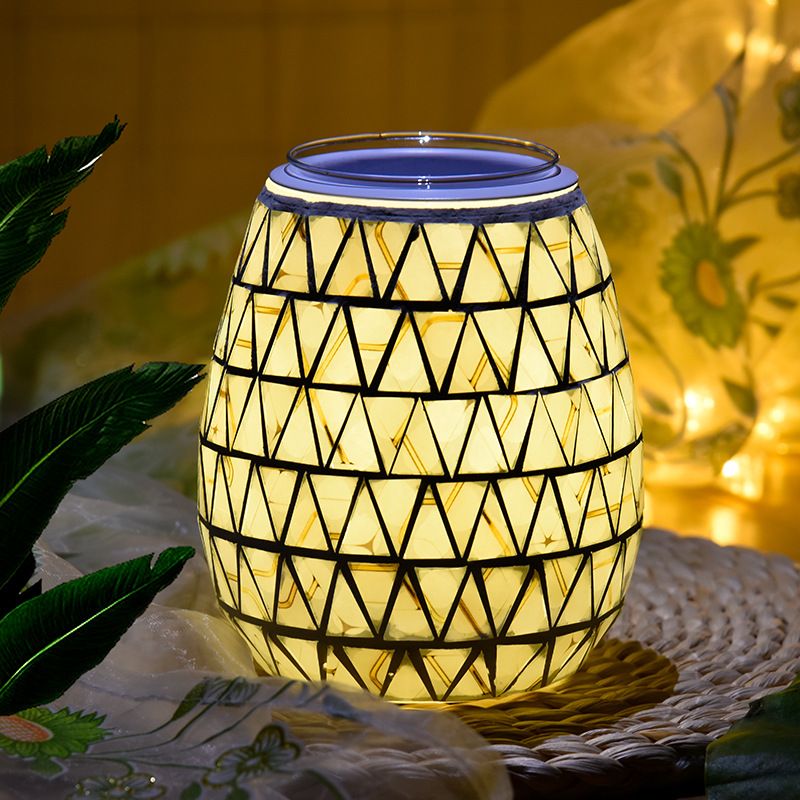 Phantom triangle Mosaic aromatherapy lamp European time table lamp bedroom bedside aromatherapy machine new full figure