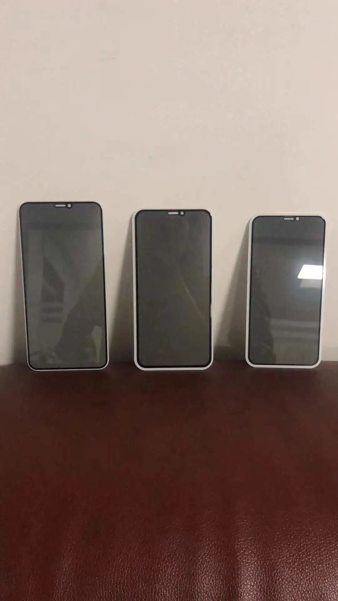 The tempered glass film for mobile phones can prevent peeping and radiation detail image 1