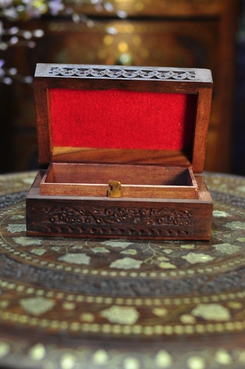 菩提木嵌铜收纳盒带锁小