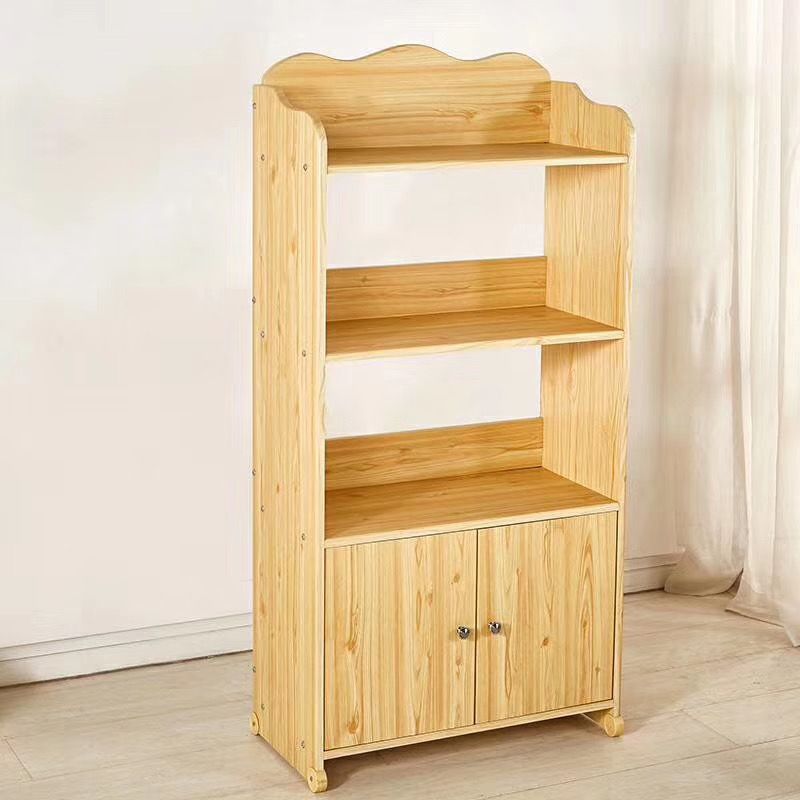 Small family bookshelves are arranged in the learning area of the kindergarten children's book corner