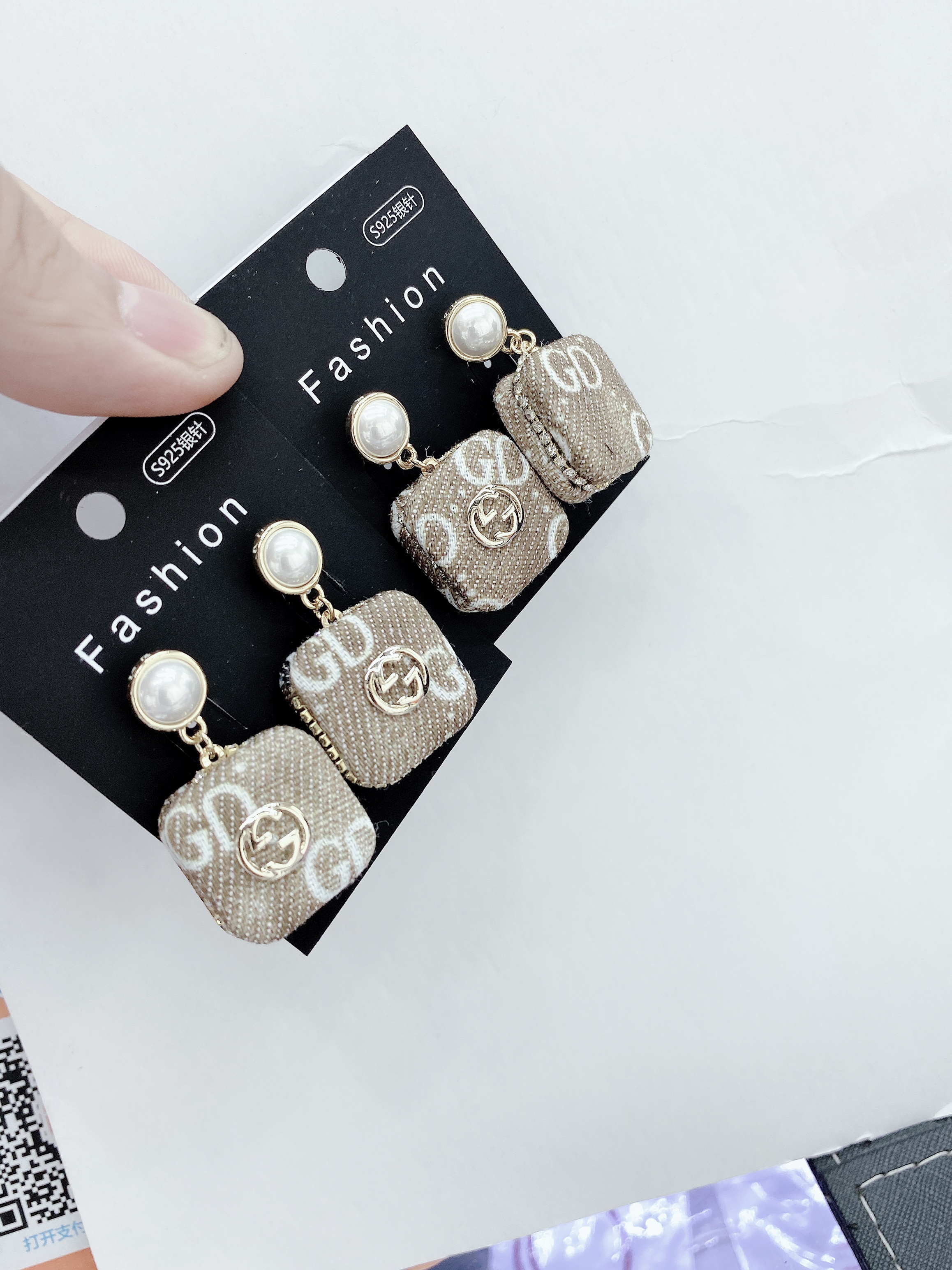 Fabric Earrings Application Scenario