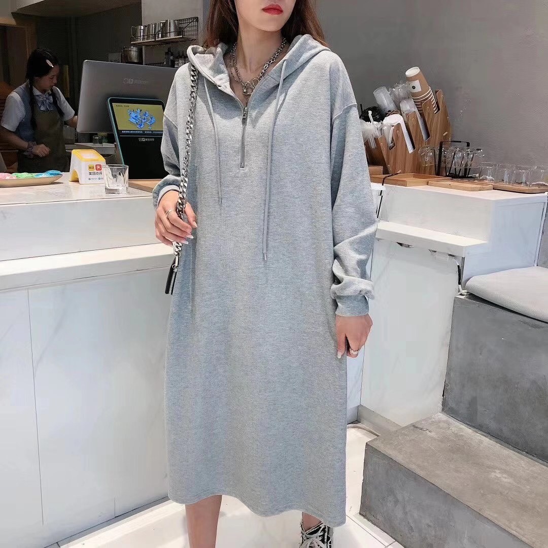 带帽长卫衣产品图