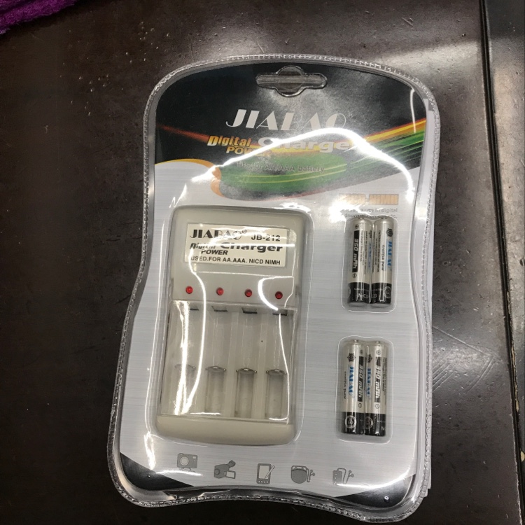 JB_212充电器产品图