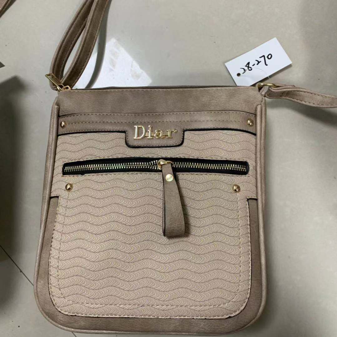 New women's bag for cross-border trade, fashionable multi-layered single-shoulder bag, women's crossbody lightweight coin purse, high-quality commuting small square bag
