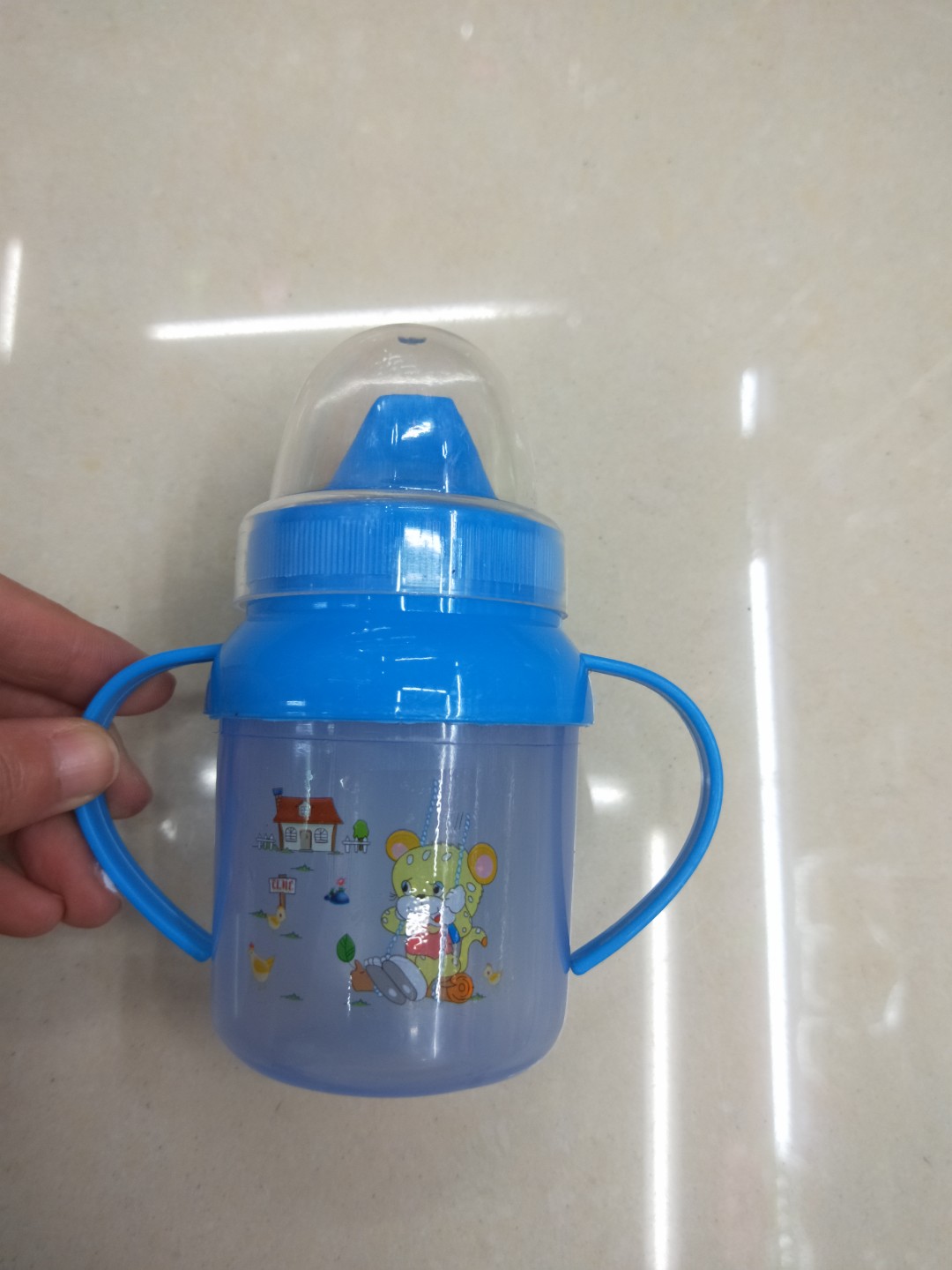 宝宝奶瓶外贸宝宝喝水壶奶瓶细节图