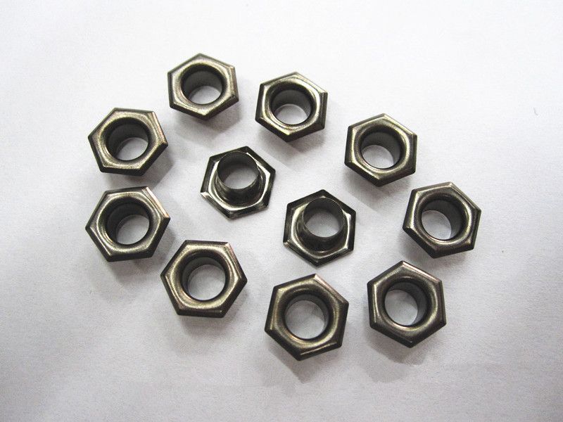 We supply all kinds of air hole rivets, cap nails, four-piece buckles, shoe buckles, etc