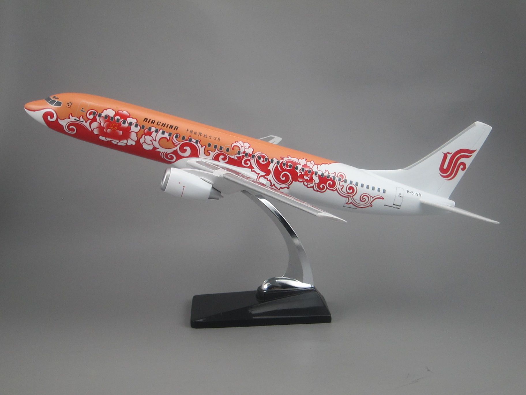 Model aircraft (47CM Air China B737 Red Peony painting) synthetic resin model aircraft full figure