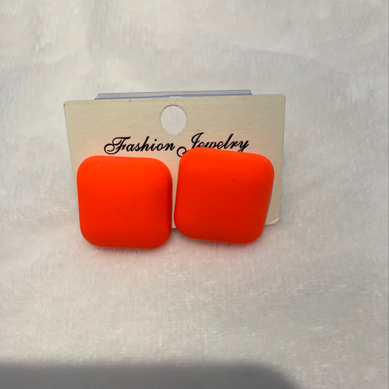 Fluorescent Size Earrings details Picture