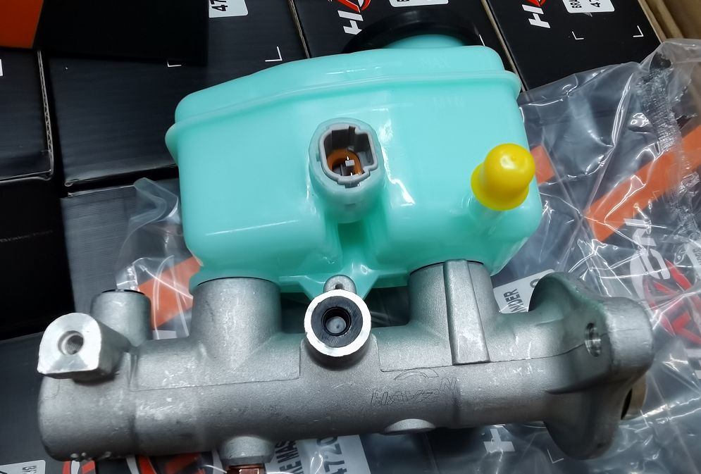 BRAKE MASTER CYLINDER For TOYOTA LANDCRUISER