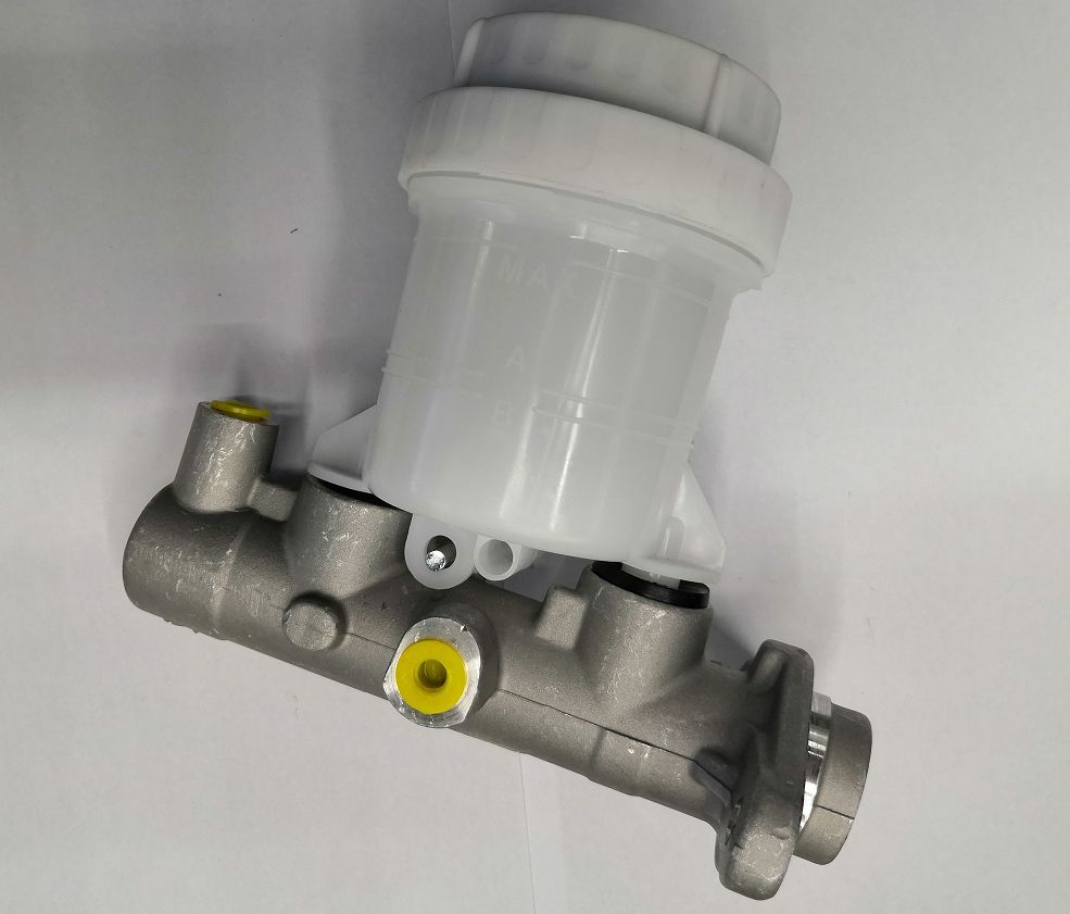Brake Master Cylinder For MITSUBISHI PAJERO