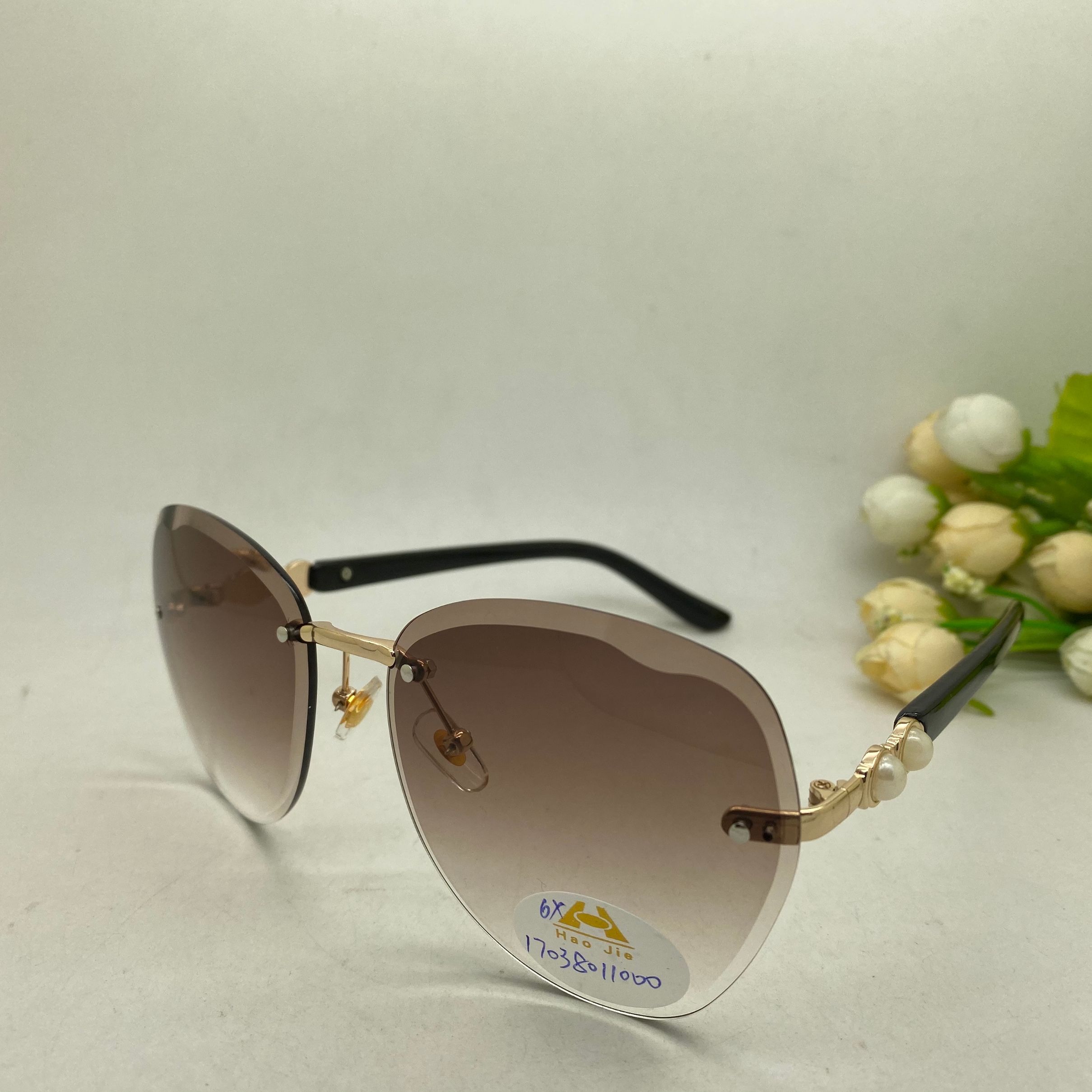 Fashion sunglasses details Picture