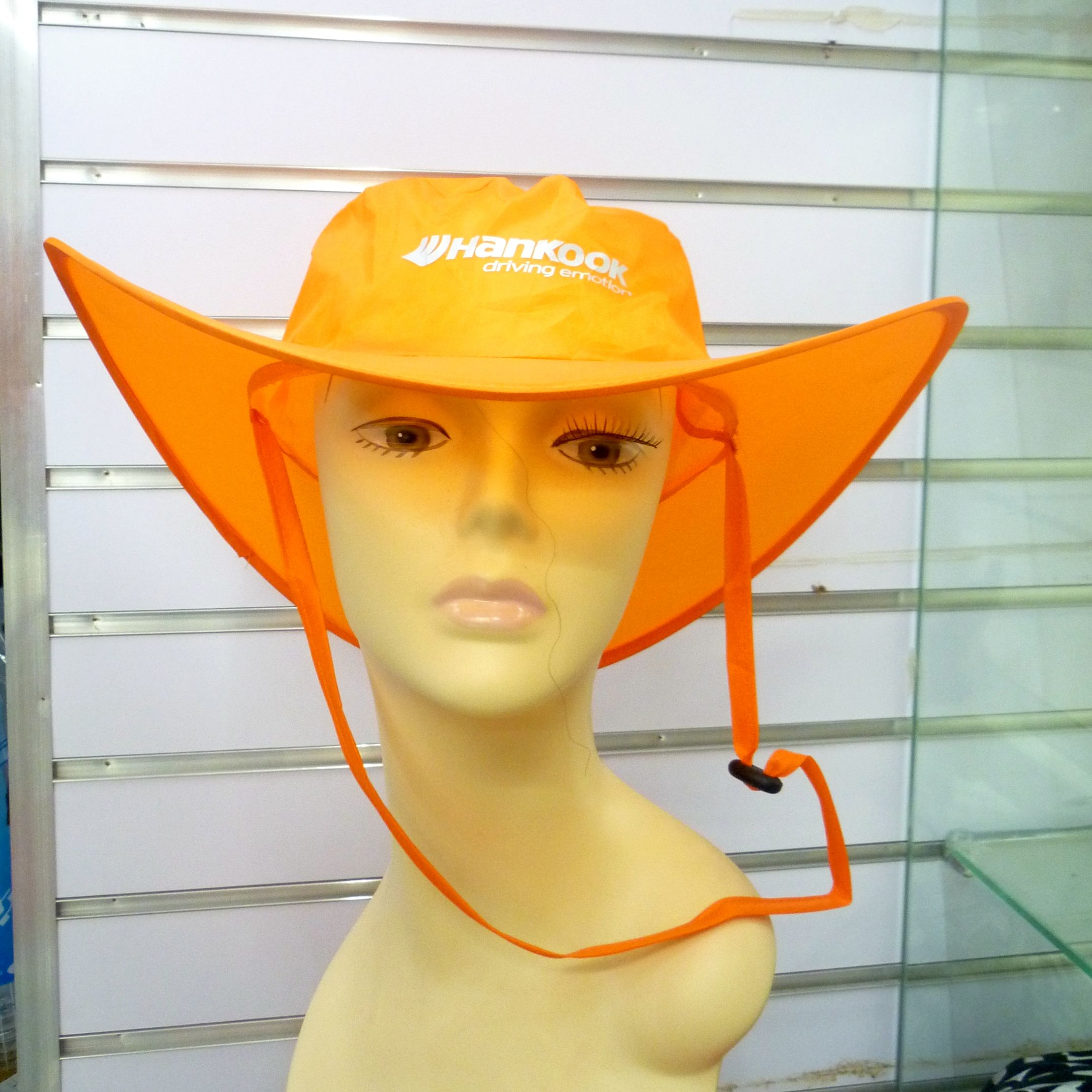 Custom-made cheap, portable and foldable denim hats