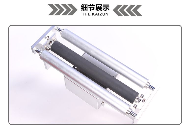 The fully automatic packaging machine is equipped with an ink wheel coding machine to mark the production date on the outer packaging of food detail image 4