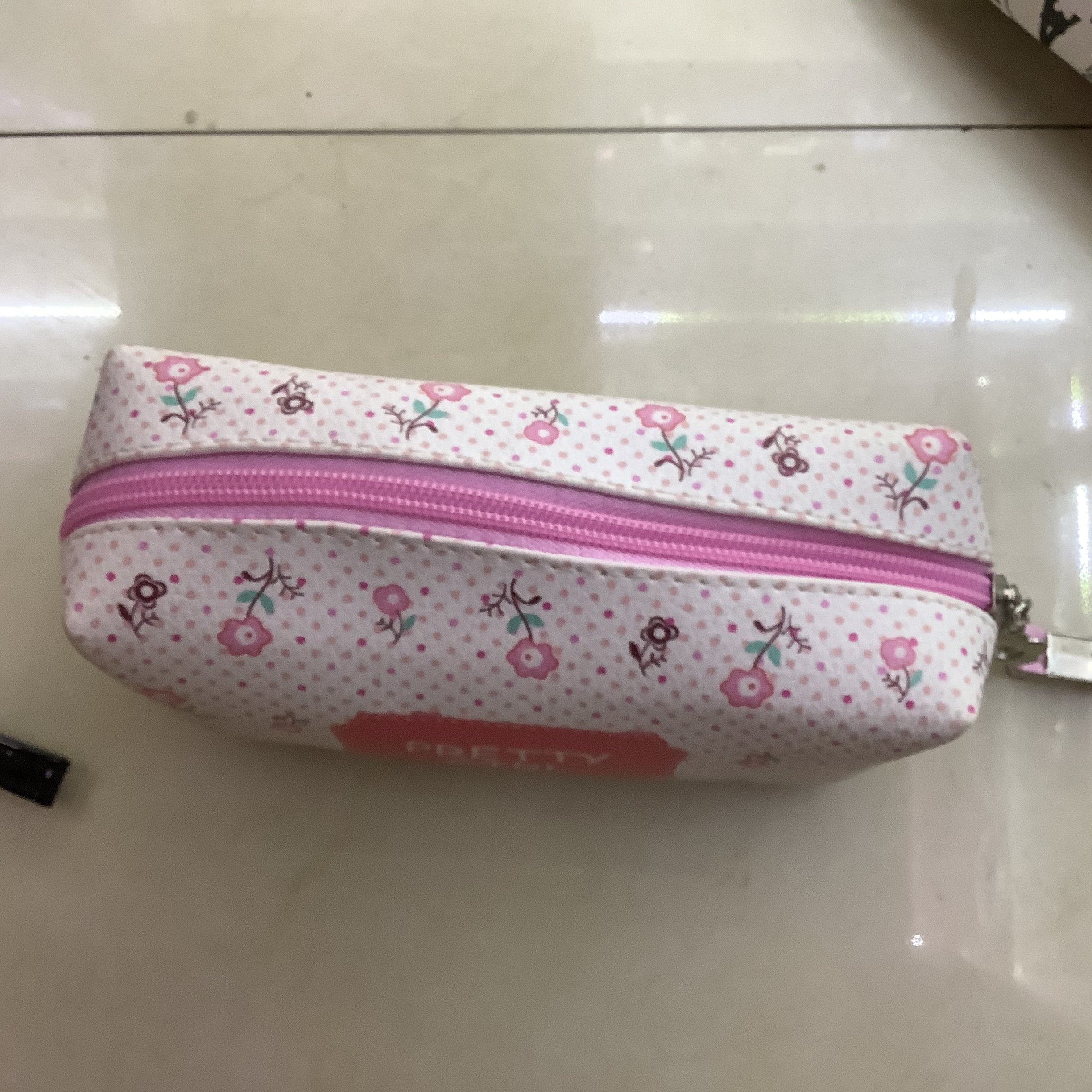 可爱图案小八角包产品图