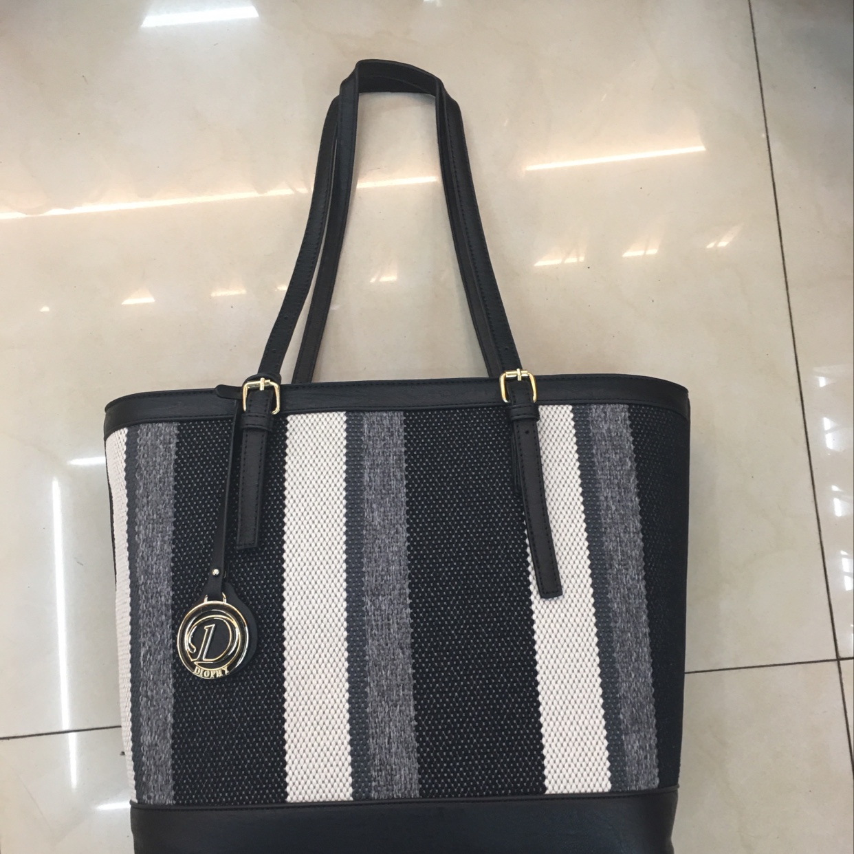 时尚亚麻女包产品图