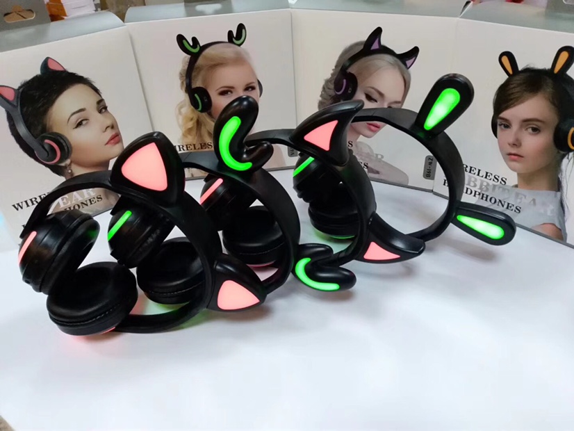 卡通蓝牙发光头戴耳机