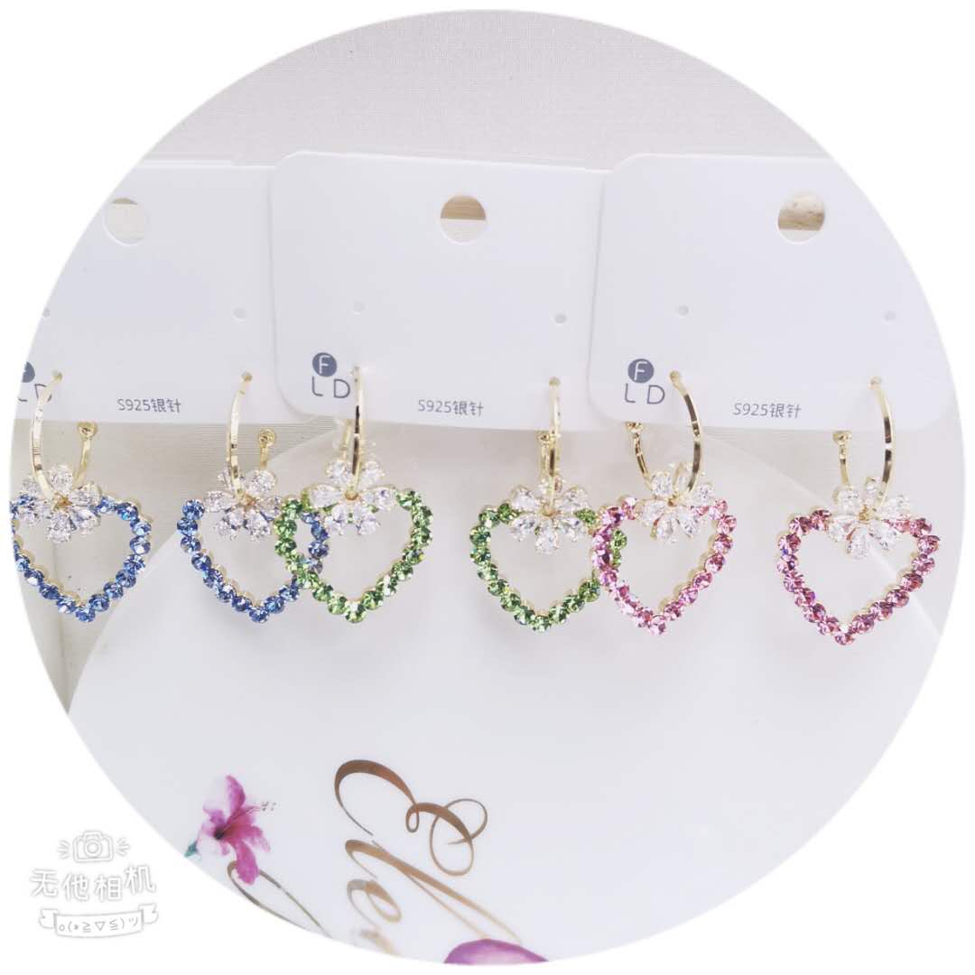 Peach heart earrings thumbnail
