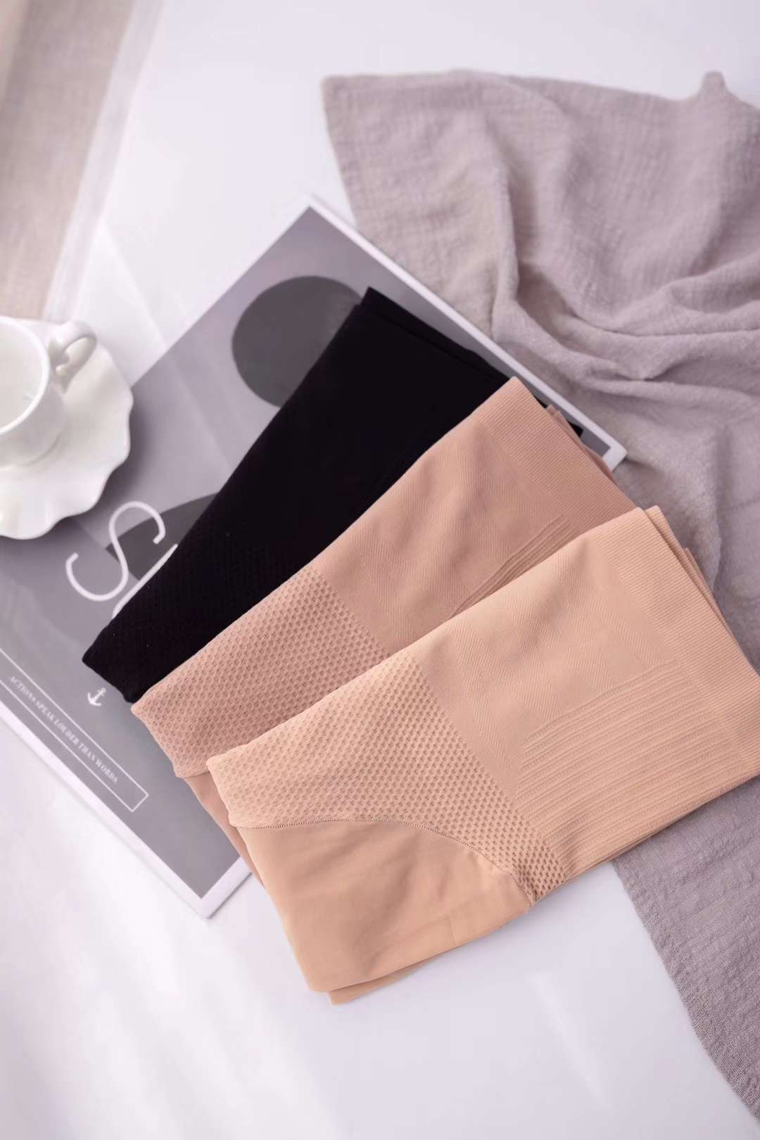 314051528 Yiwu Good Goods Spring and Autumn Edition Facial Mask for Tummy Tightening and buttocks Lifting Steel wire tights detail image 1