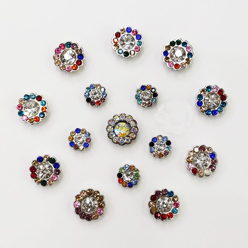 Double-layer diamond buckle sunflower flower plate diamond buckle DIY handcrafted decorative button clothing accessories detail image 2