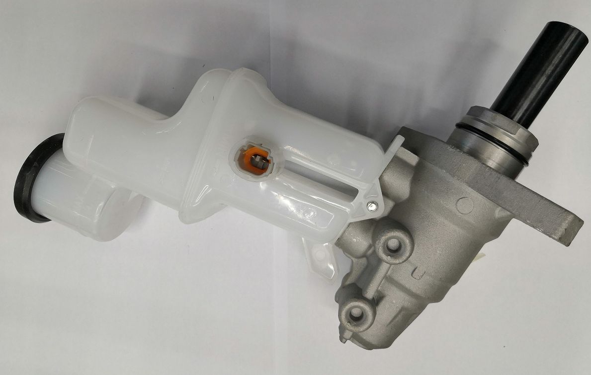 刹车总泵 Brake Master Cylinder For TOYOTA HIGHLAND 2004-2007