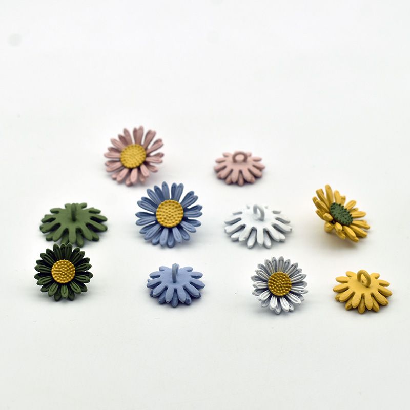 DIY jewelry accessories Handmade beaded earrings headdress buttons Daisy buttons